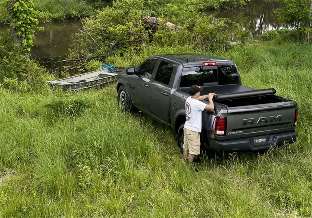 TruXedo Deuce Hybrid Truck Bed Tonneau wrap | 797101 | Fits 2004 - 2015 Nissan Titan w/ or w/o Track System 5' 7" Bed (67.1")