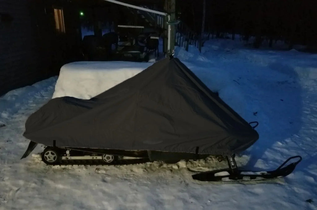 All Black.. 200 Denier Storage Snowmobile shield suitable for the 2007-2009 Arctic Cat Model M1000 153 Snowmachine Sled