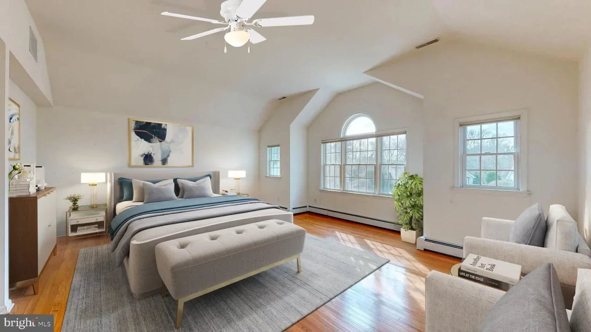 Mainstays 52 inch Hugger Indoor Ceiling Fan with Light Kit, White, 5 Blades, Reverse Airflow