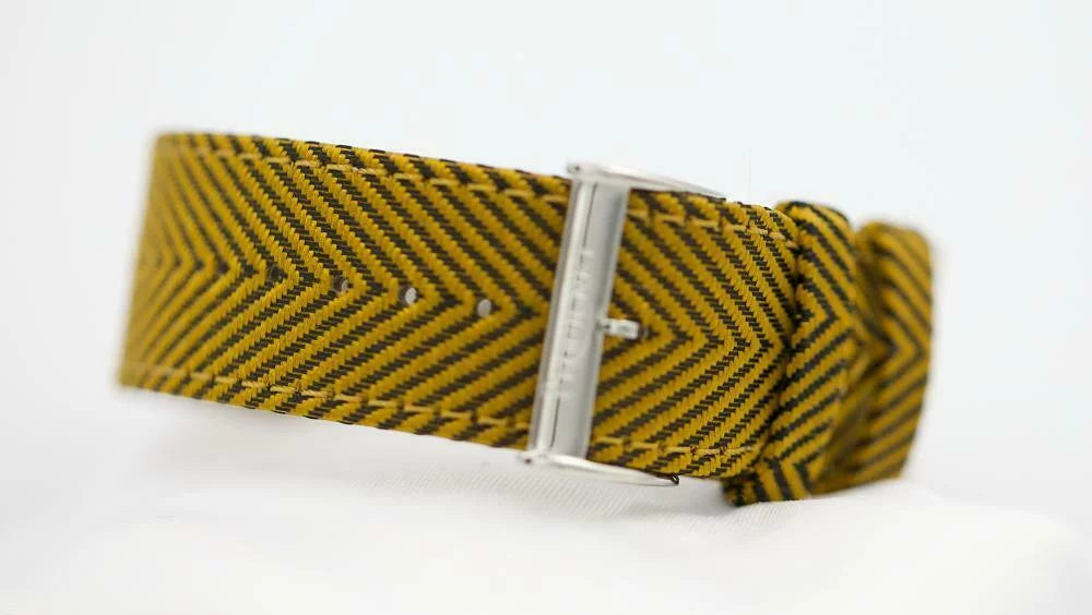 Pequigent Mini 12mm Steel Case Interchangeable Color Band Women's Watch