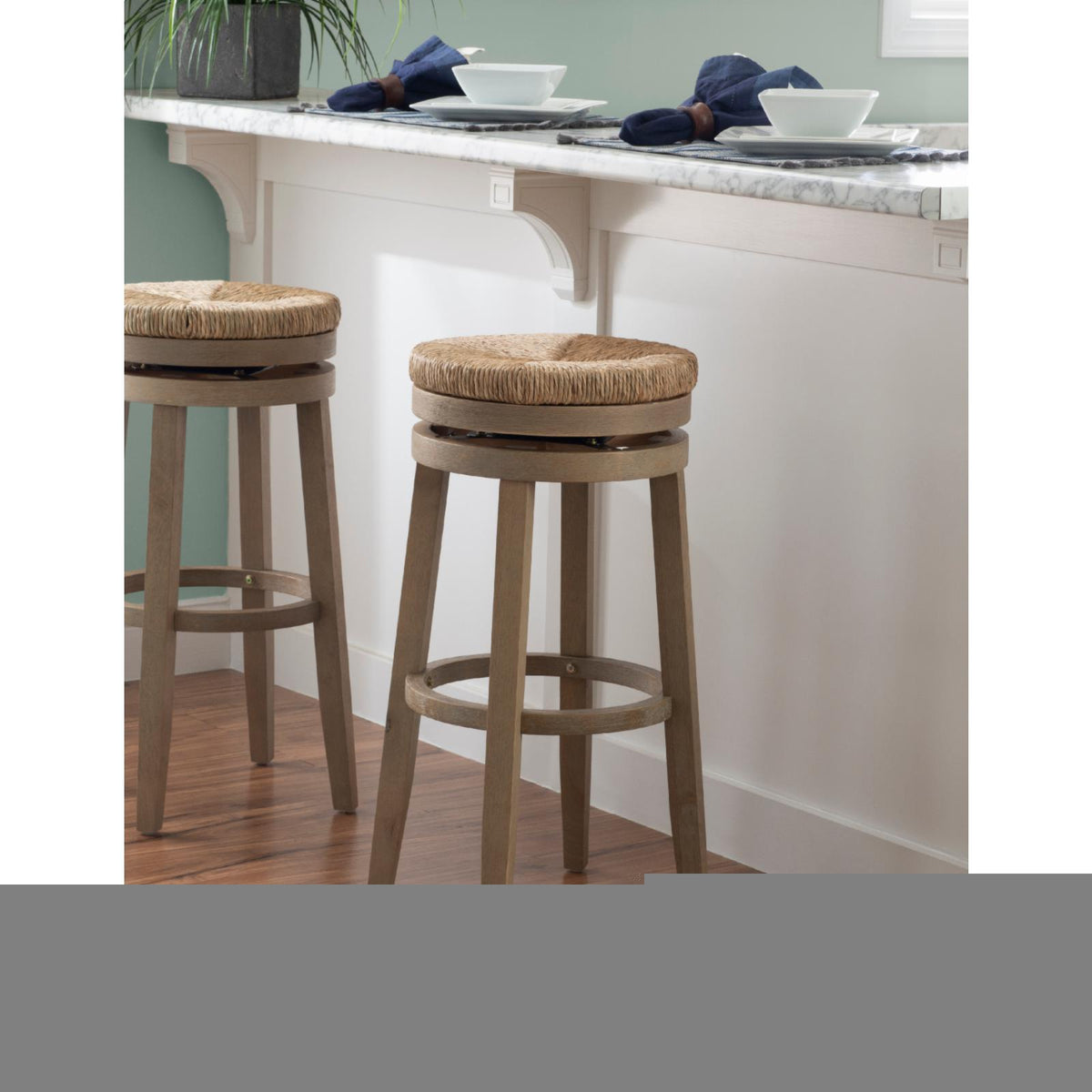 Swivel Bar Stool - Natural with Natural Rush. Powell Morgan 31 in